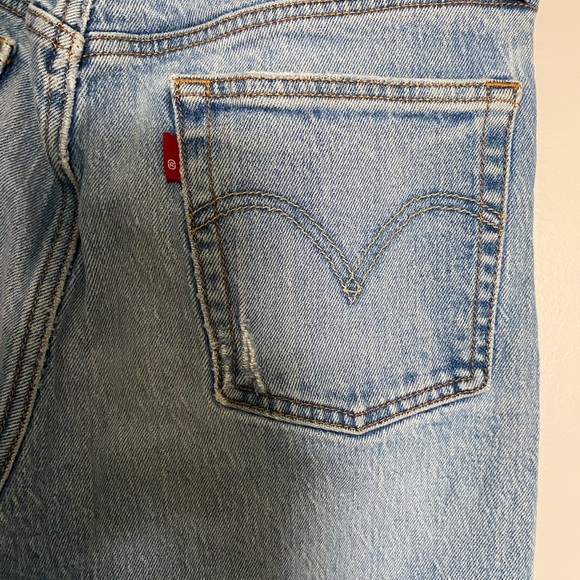 Levi’s 501 Jeans - Picture 7 of 10